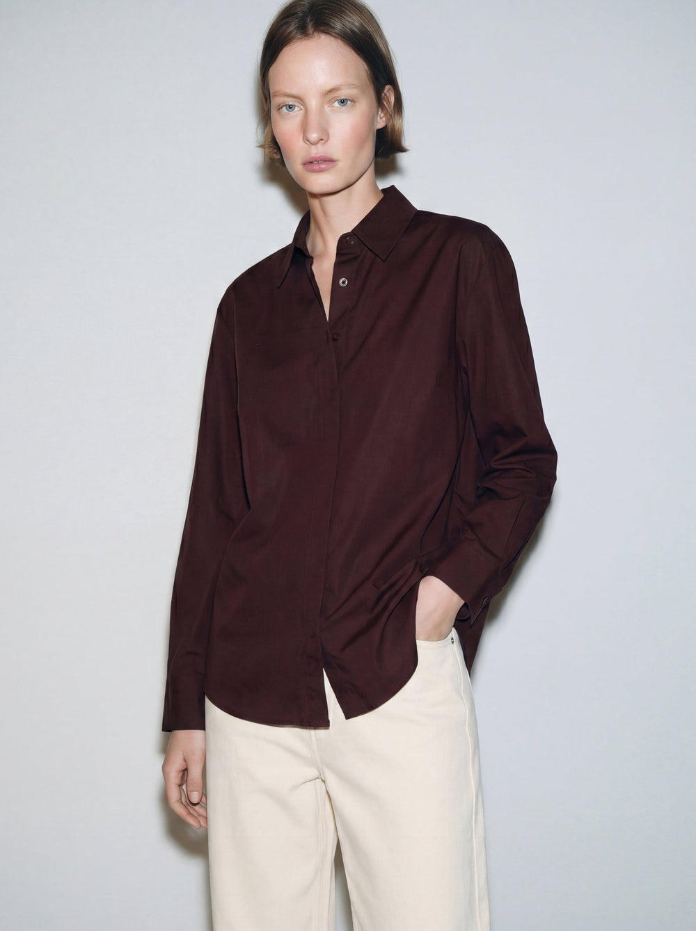 DUGME DETAYLI POPLIN GOMLEK KAHVE