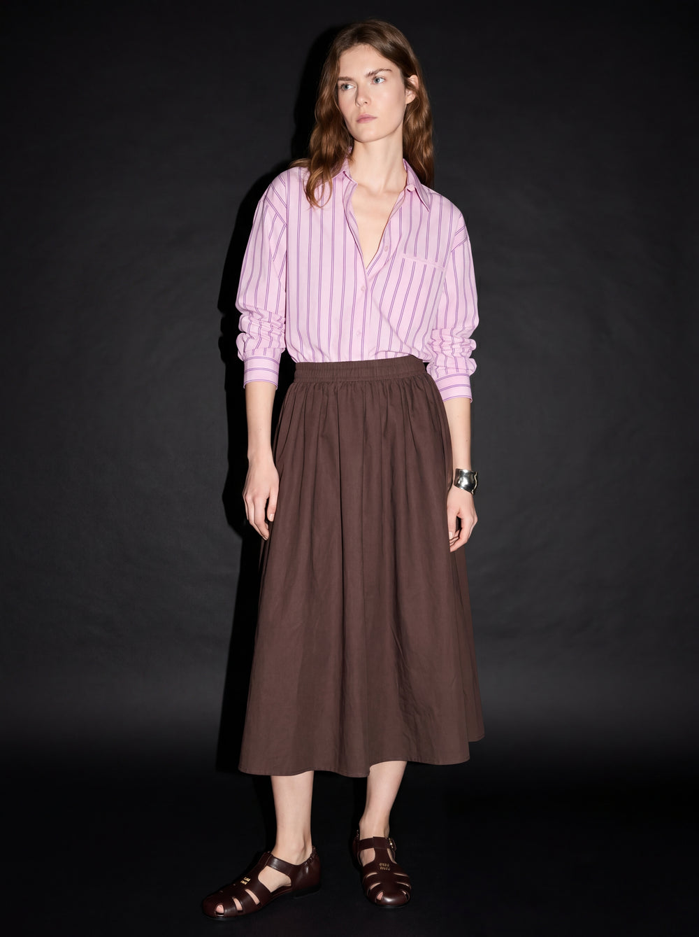 ELASTİK BEL BANTLI MIDI ETEK KAHVE